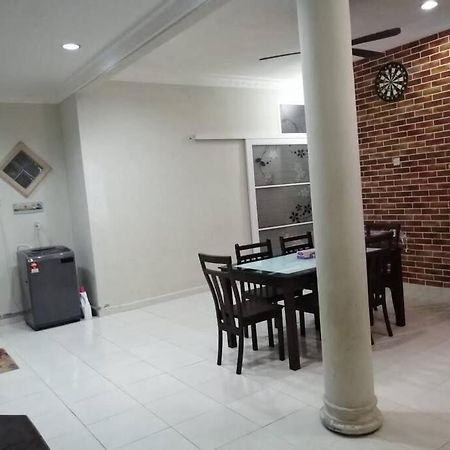 Sri Wang Homestay @ Arau Εξωτερικό φωτογραφία